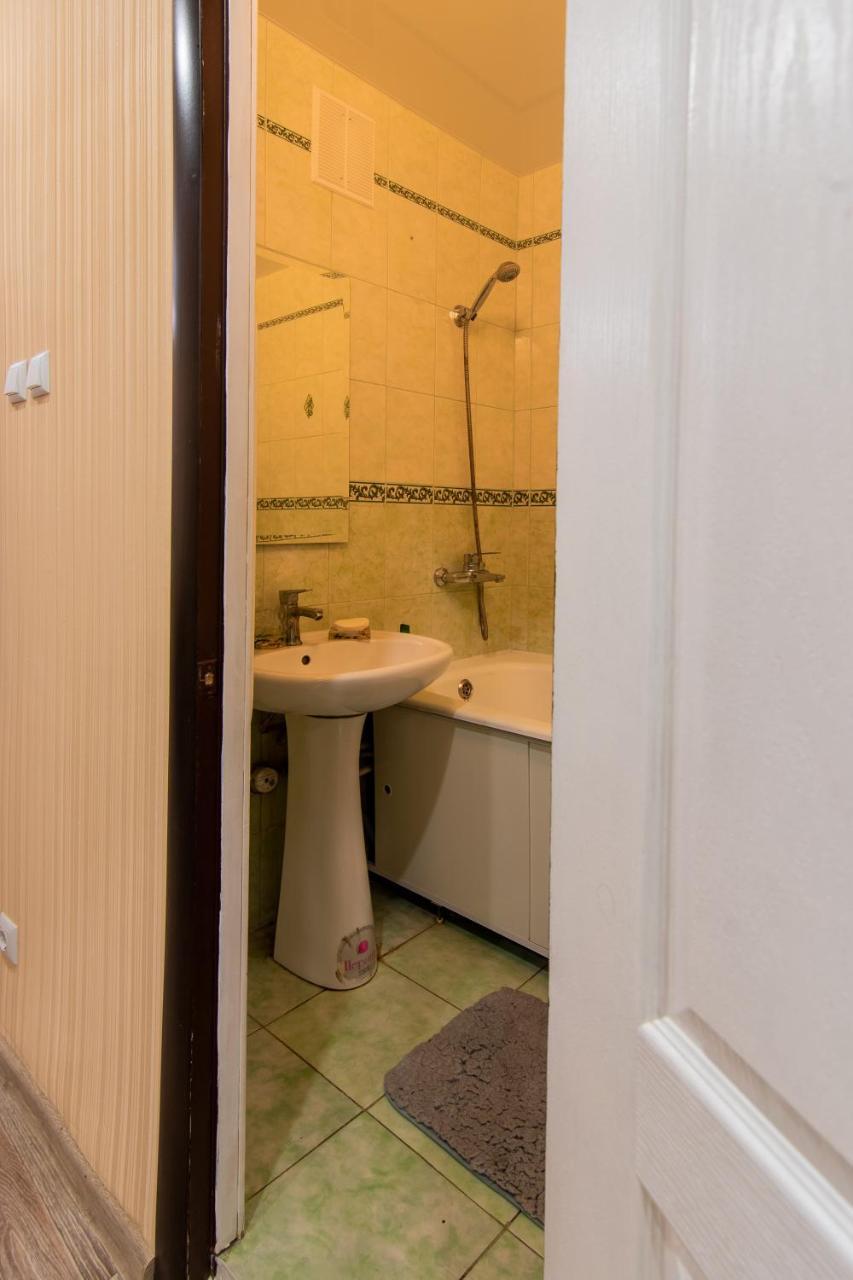 Apartment Street Trostyanetskaya Kiev Ngoại thất bức ảnh